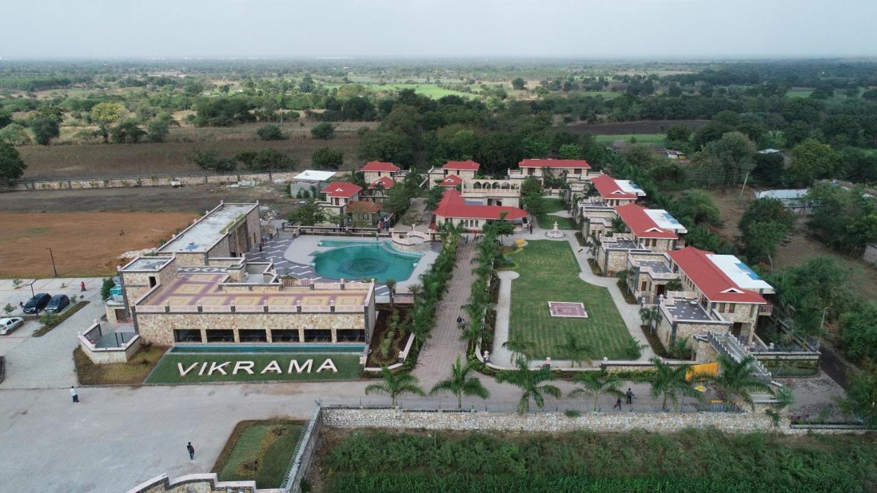 Vikrama Heritage Resort&Spa Hālol Exterior foto
