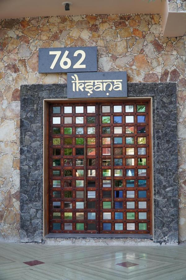 Vikrama Heritage Resort&Spa Hālol Exterior foto