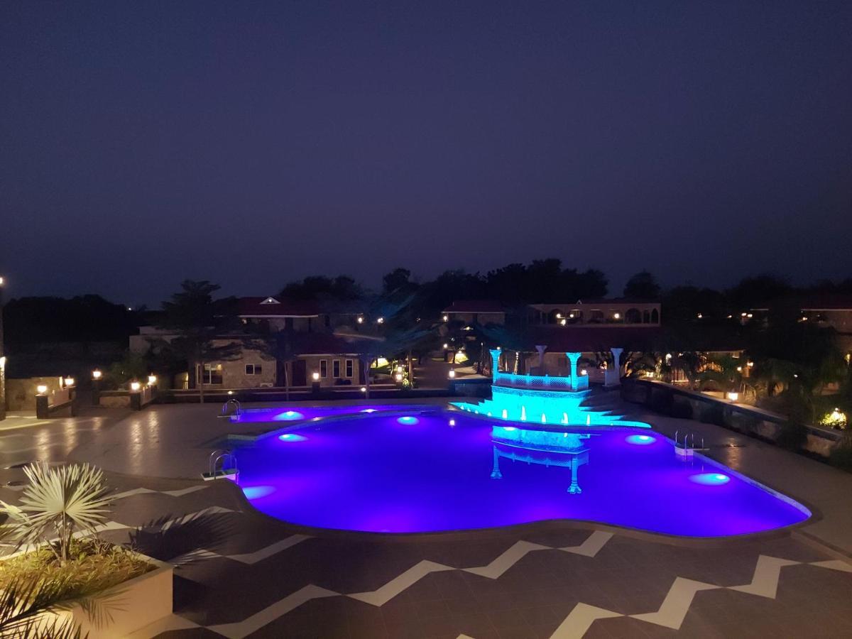 Vikrama Heritage Resort&Spa Hālol Exterior foto