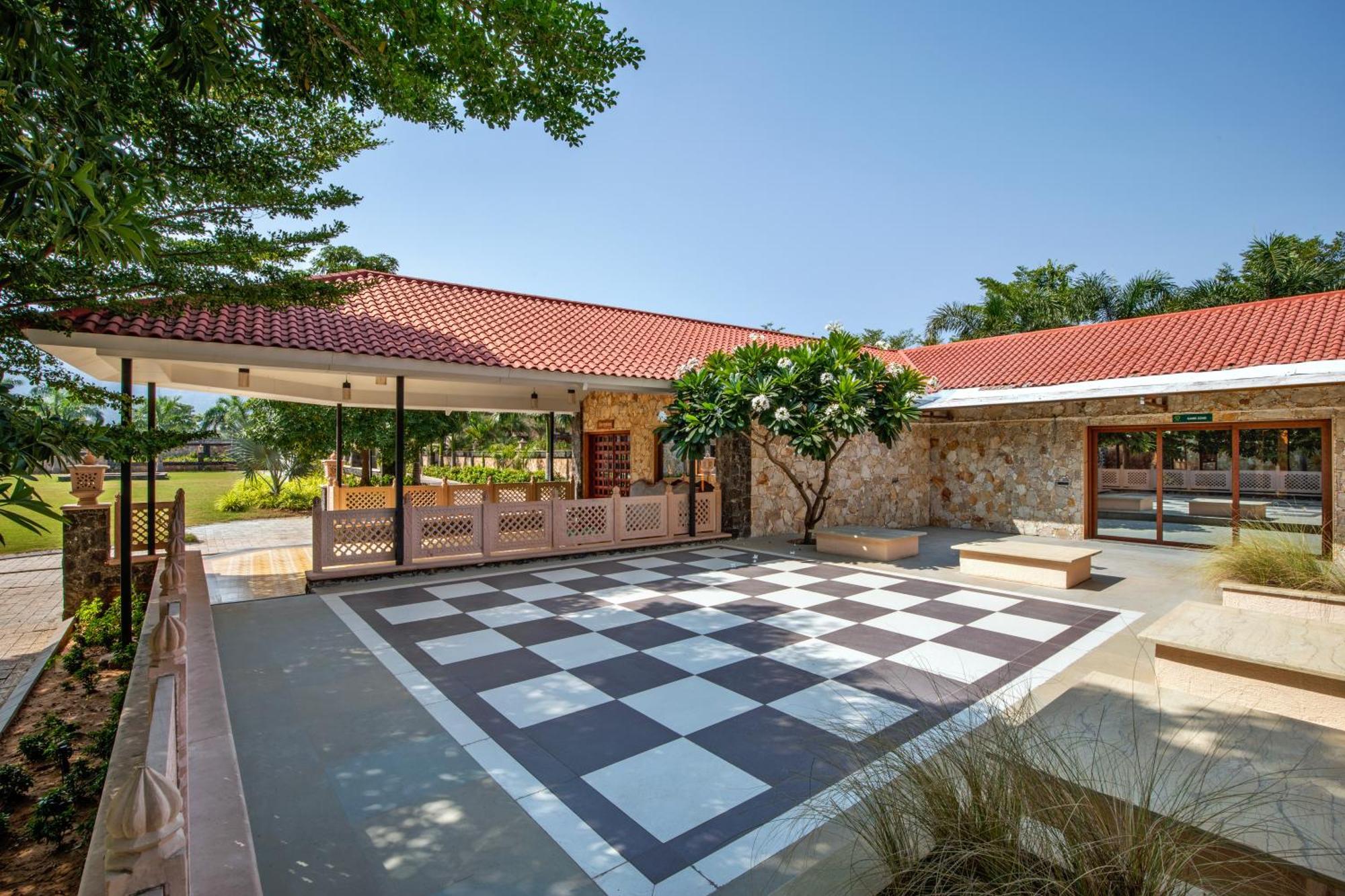 Vikrama Heritage Resort&Spa Hālol Exterior foto